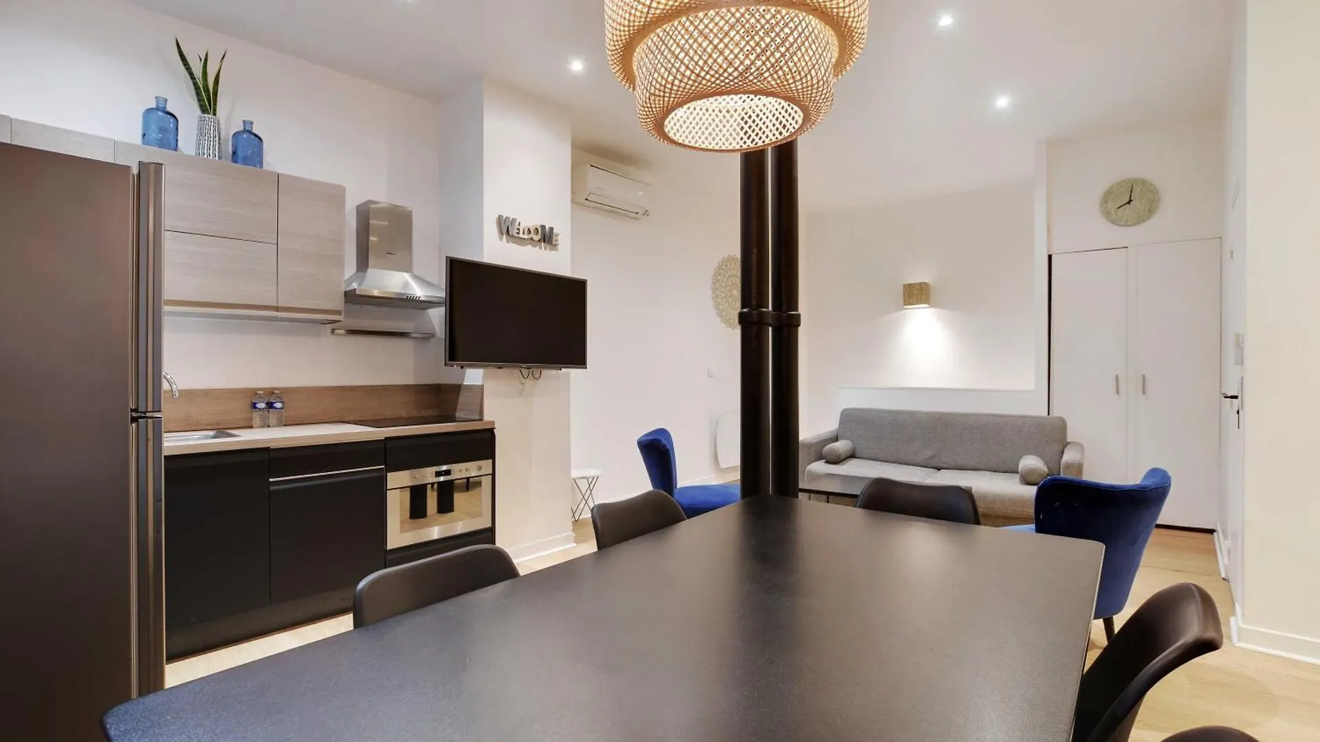 Elegant Apartment - 2Bd-6P - Hotel De Ville Paris France